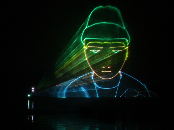 Lasershow Maschsee   061.jpg